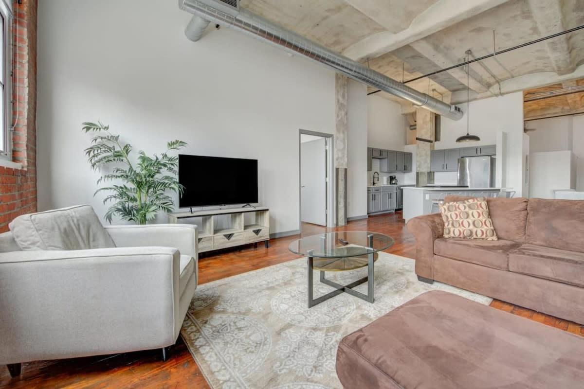 קנזס סיטי 2Br 2Ba Spacious Historic Loft With Gym By Envitae מראה חיצוני תמונה